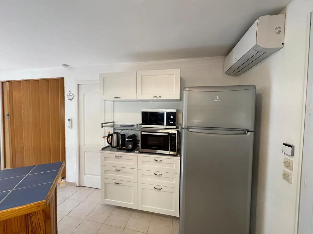 Appartement 2Ch, Terrasses Parking, 50M De La Plage Sanary-sur-Mer France