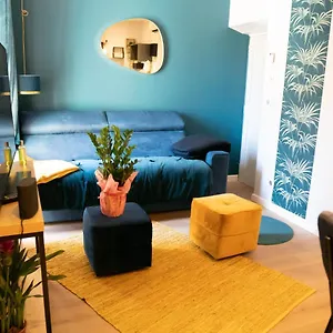 Appartement Coeur De T2, Terrasse, Clim Tt équipe, Parking, Sanary-sur-Mer